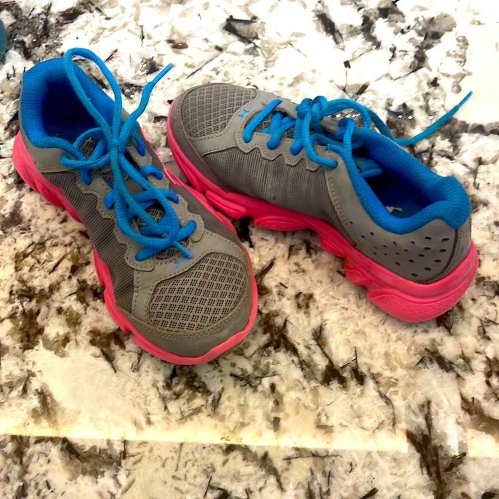 Under armor kids girls shoes